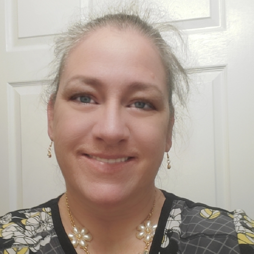 Meet your Posher, Stacy